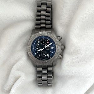 Breitling Chrono Avenger Titanium Watch